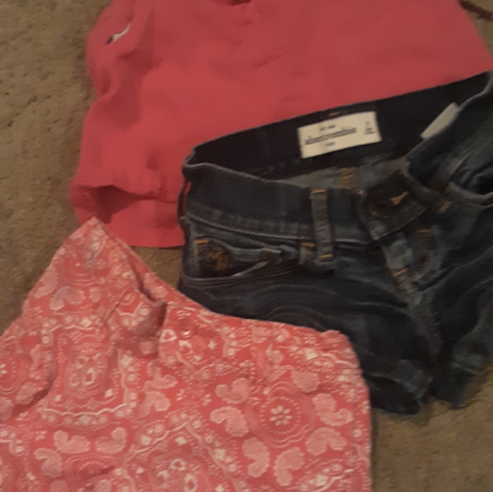 Girls 6/7 shorts (x3)